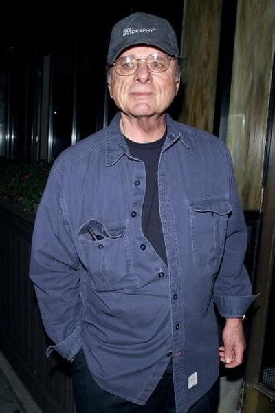 Harris Yulin Biography, Age, Height, Wife, Net Worth, Family